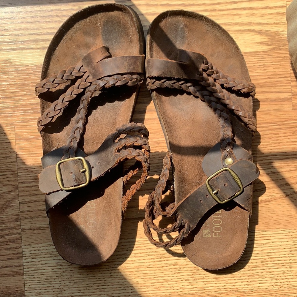 Footbed Braided Sandals